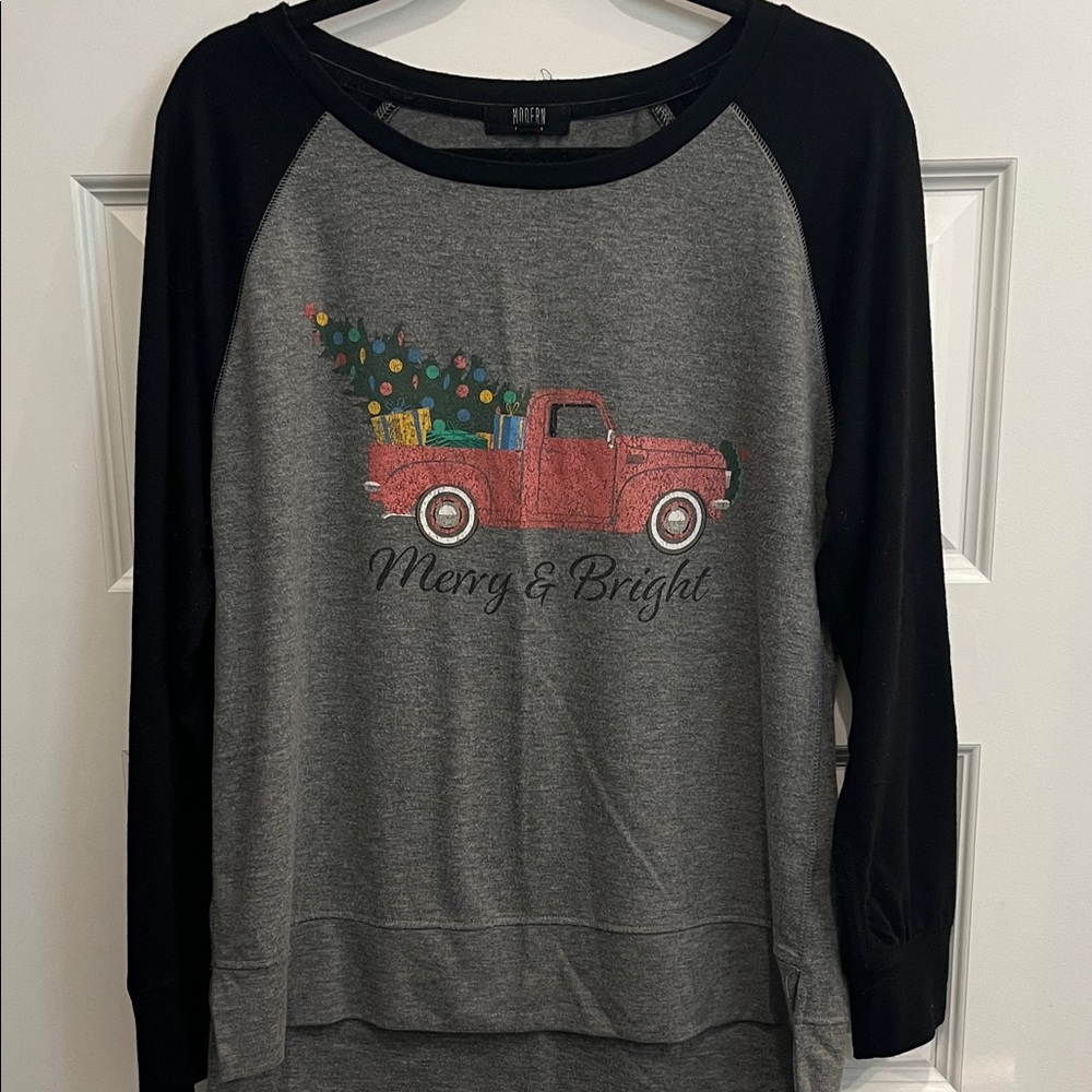 Merry & Bright Women's Gray and Black distressed Christmas sweatshirt